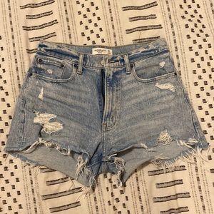 Abercrombie high rise mom shorts